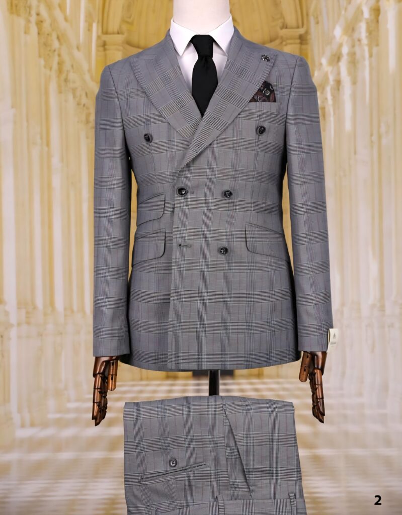 Gey plaid double-breasted suit